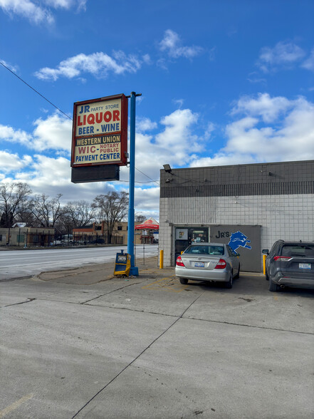 16600 Plymouth Rd, Detroit, MI for sale - Building Photo - Image 1 of 11