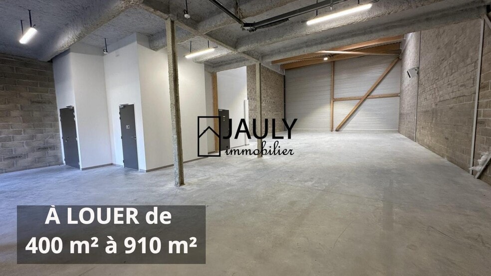 Industrial in Chessy to rent - Building Photo - Image 1 of 8