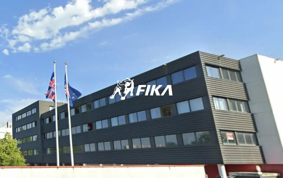 Office in Toulouse for sale Building Photo- Image 1 of 9