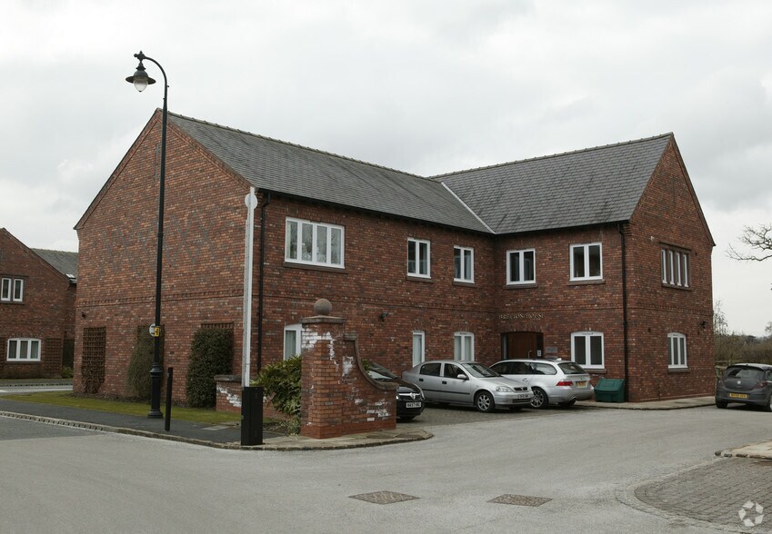 Park Ln, Chester CH4 9EP UK