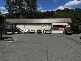 8036 Falls Ave SE, Snoqualmie WA - Commercial Property