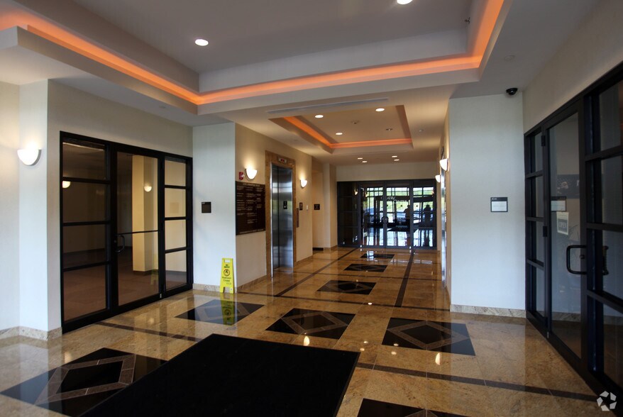 12150 Annapolis Rd, Glenn Dale 20769