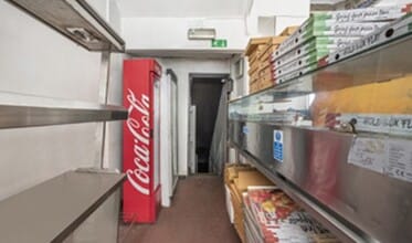 40 Lavender Hl, London to rent Interior Photo- Image 2 of 4