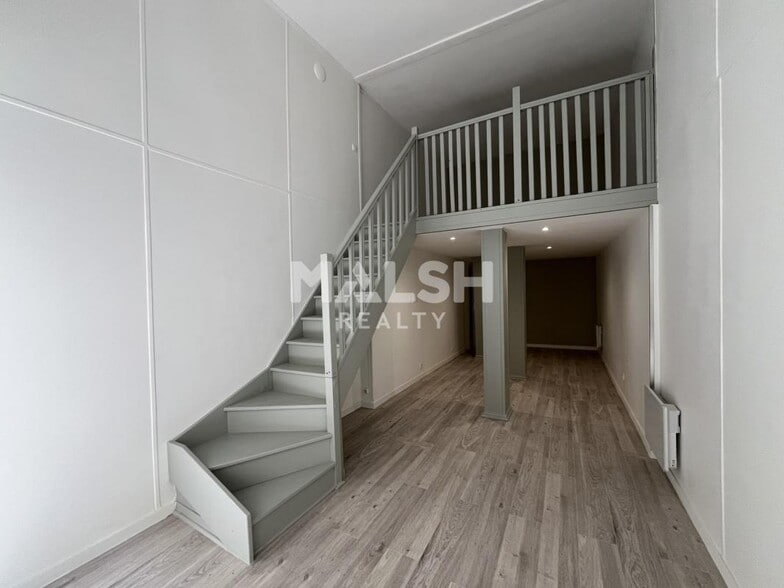 Retail in Villeurbanne to rent - Interior Photo - Image 3 of 5