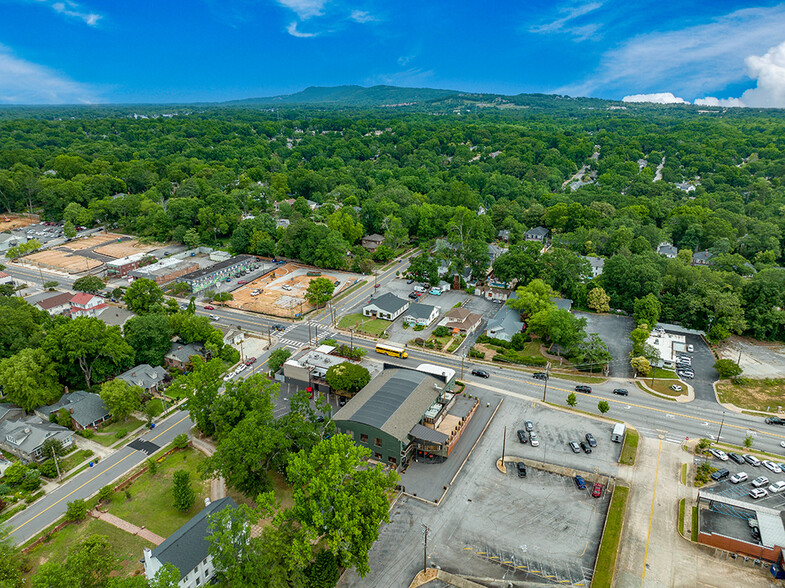 217 E Stone Ave, Greenville, SC for sale - Building Photo - Image 3 of 10