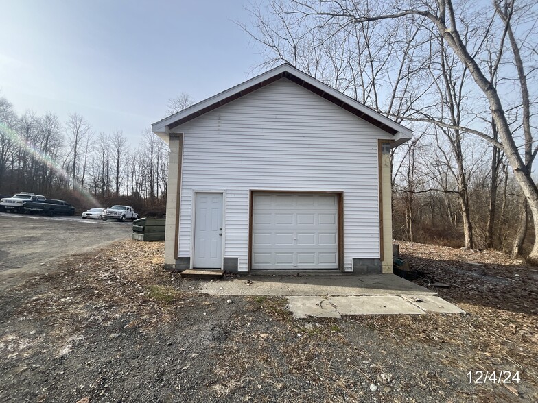 275 Emans Rd, Lagrangeville, NY for rent - Building Photo - Image 1 of 11