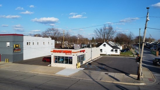 1327 Dix Hwy, Lincoln Park, MI for rent - Building Photo - Image 1 of 3