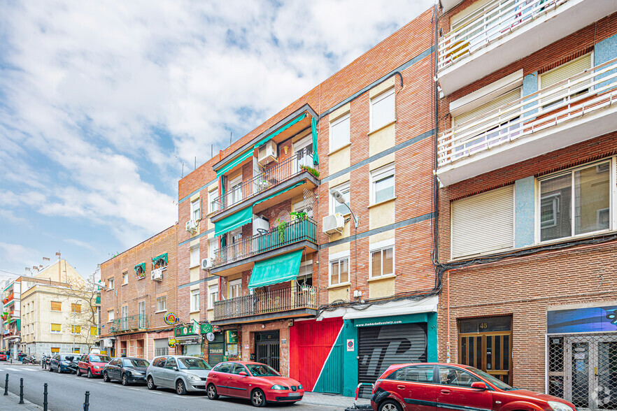 Calle Virgen Lluc, 43, Madrid, Madrid for rent - Building Photo - Image 3 of 4