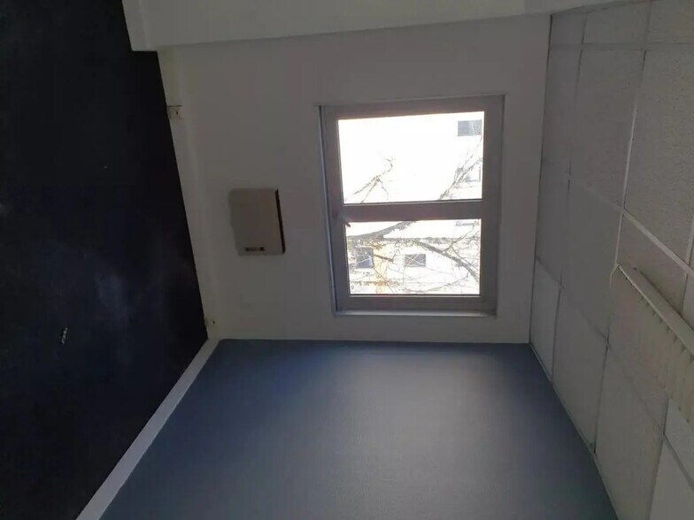 Office in Saint-Herblain to rent - Interior Photo - Image 2 of 5