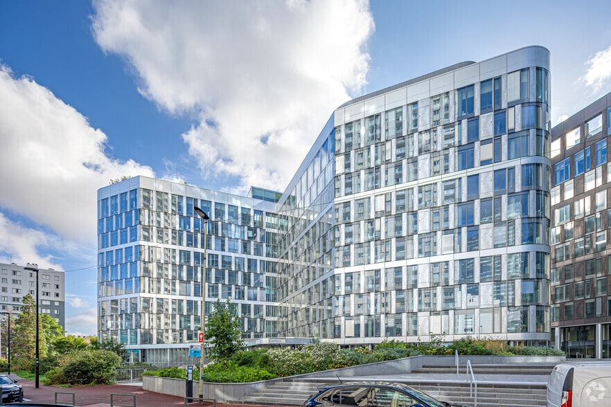 34 Rue Henri Régnault, Courbevoie to rent - Primary Photo - Image 1 of 3