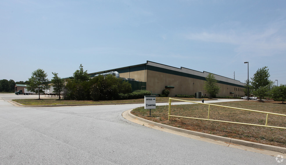 14187 Industrial Park Blvd, Covington, GA for sale - Primary Photo - Image 1 of 1