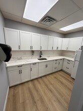 36-40 N Van Brunt St, Englewood, NJ to rent Interior Photo- Image 1 of 11