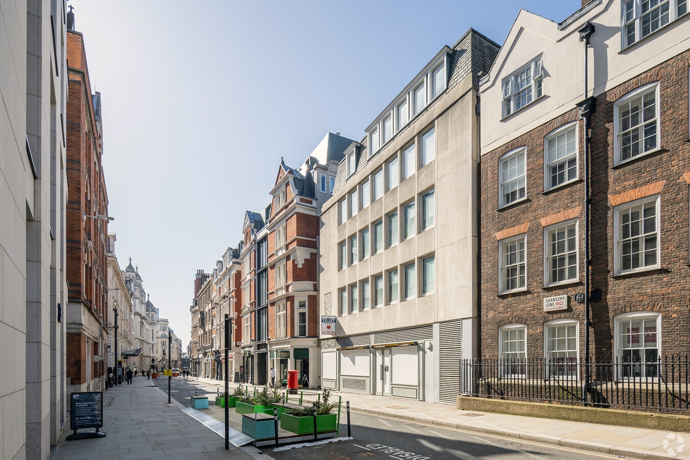 Lincolns Inn Fields, London WC2A 3SB Hardwicke Building UK