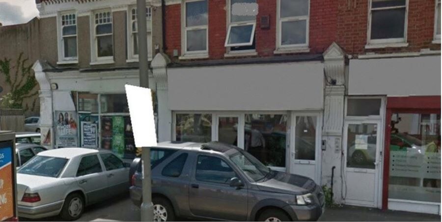 900 Garratt Ln, London for sale Primary Photo- Image 1 of 1