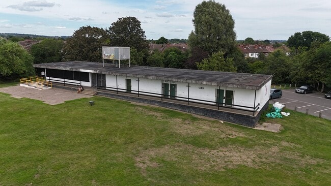 More details for 32B Prestwood Av, Harrow - Retail to Rent