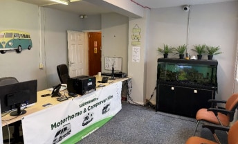 Highfield Rd, Blackburn to rent Interior Photo- Image 2 of 2