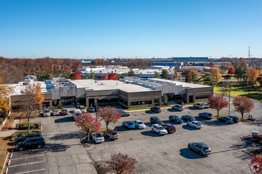 1 Ethel Rd, Edison, NJ for sale - Aerial - Image 3 of 8