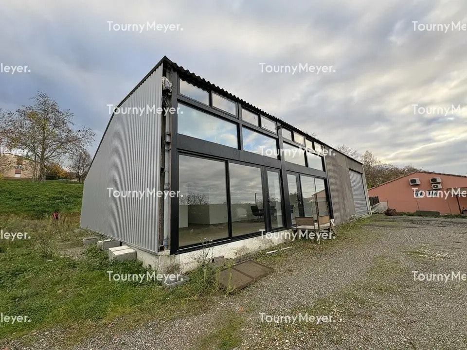 Industrial in Montrabé to rent Primary Photo- Image 1 of 6