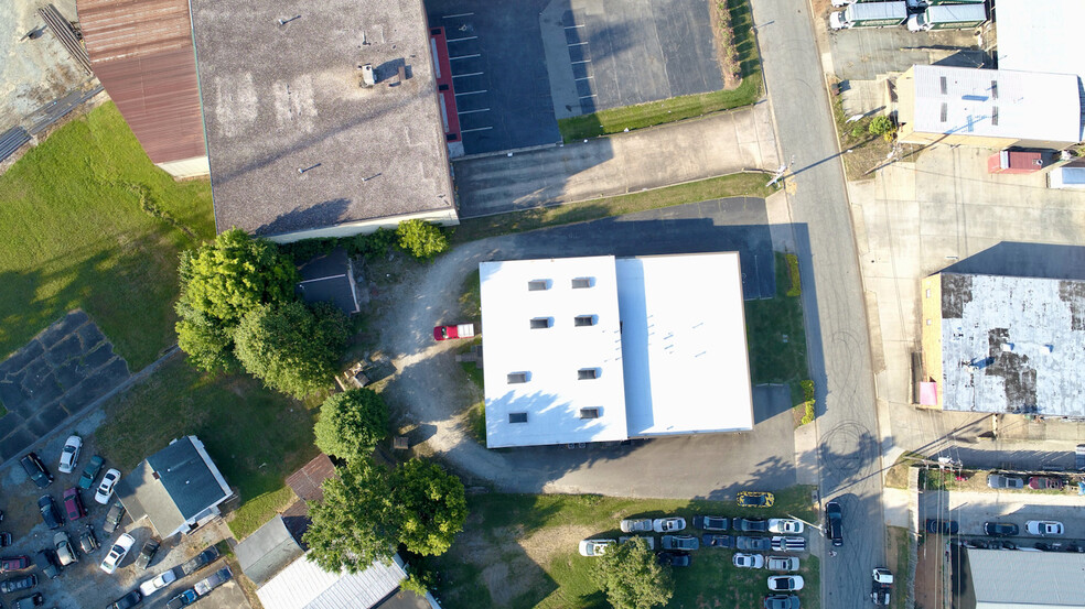 108-110 Longale Rd, Greensboro, NC for rent - Aerial - Image 2 of 5