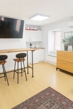 14 The Green, Newport Pagnell to rent Interior Photo- Image 1 of 3