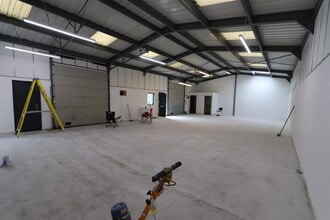 Lucknow Rd, Bodmin to rent Construction Photo- Image 1 of 10