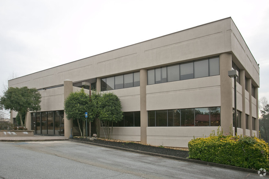 2250 Corporate Plaza Pky SE, Smyrna, GA for rent - Primary Photo - Image 1 of 5