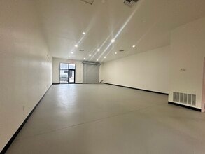 741 Tillman Pl, Plant City, FL to rent Interior Photo- Image 2 of 4