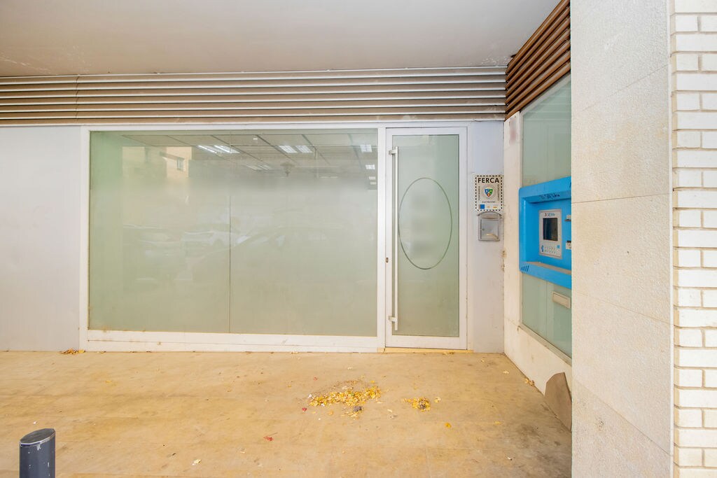 Vic, BAR 08500 -  -  - Interior Photo - Image 1 of 13