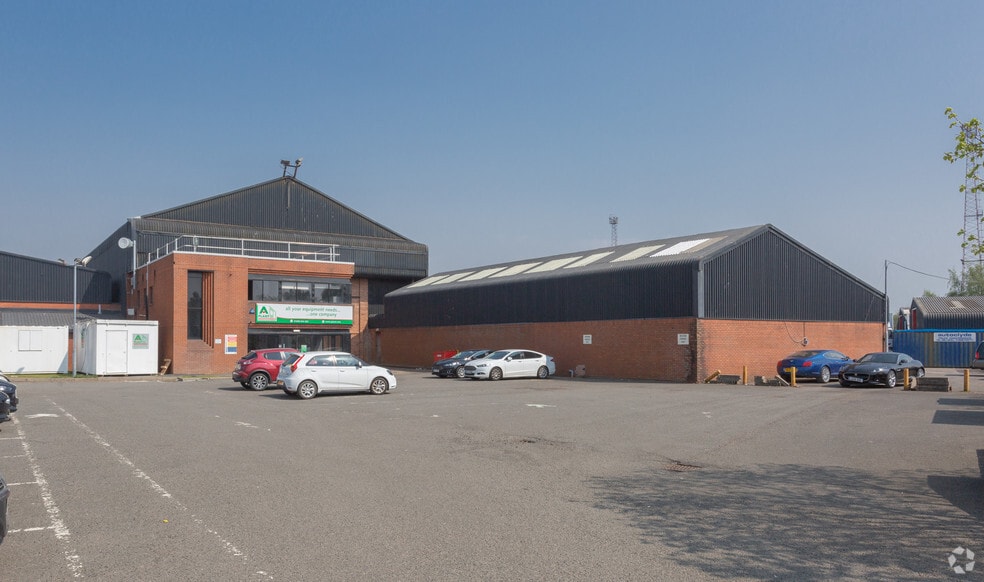 1 Reema Rd, Bellshill to rent - Primary Photo - Image 1 of 18