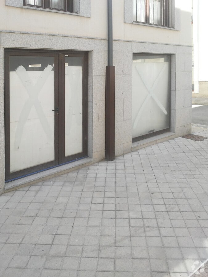 Calle San Miguel, 1, El Espinar, SEG 40400 - Unit Puerta A, Esc. 3 -  - Interior Photo - Image 2 of 2