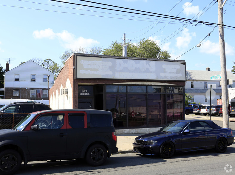 471 Central Park Ave, Yonkers, NY for sale - Primary Photo - Image 1 of 1