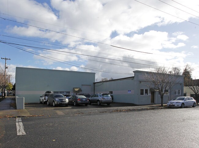 More details for 128 NE 7th Ave, Portland, OR - Light Industrial to Rent