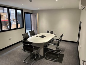 Spotland Rd, Rochdale to rent Interior Photo- Image 1 of 2