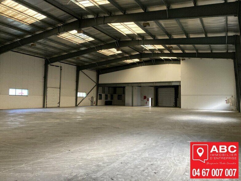 Light Industrial in Mauguio to rent - Interior Photo - Image 2 of 4