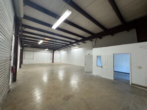 1720 NW 4th Ave, Ocala, FL for rent Building Photo- Image 1 of 5