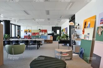 Office in Lyon to rent Interior Photo- Image 2 of 41