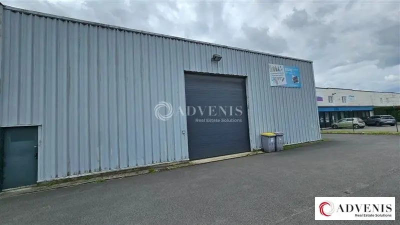 Location Entrepôt 495 m² à 770 m² - Photo 1