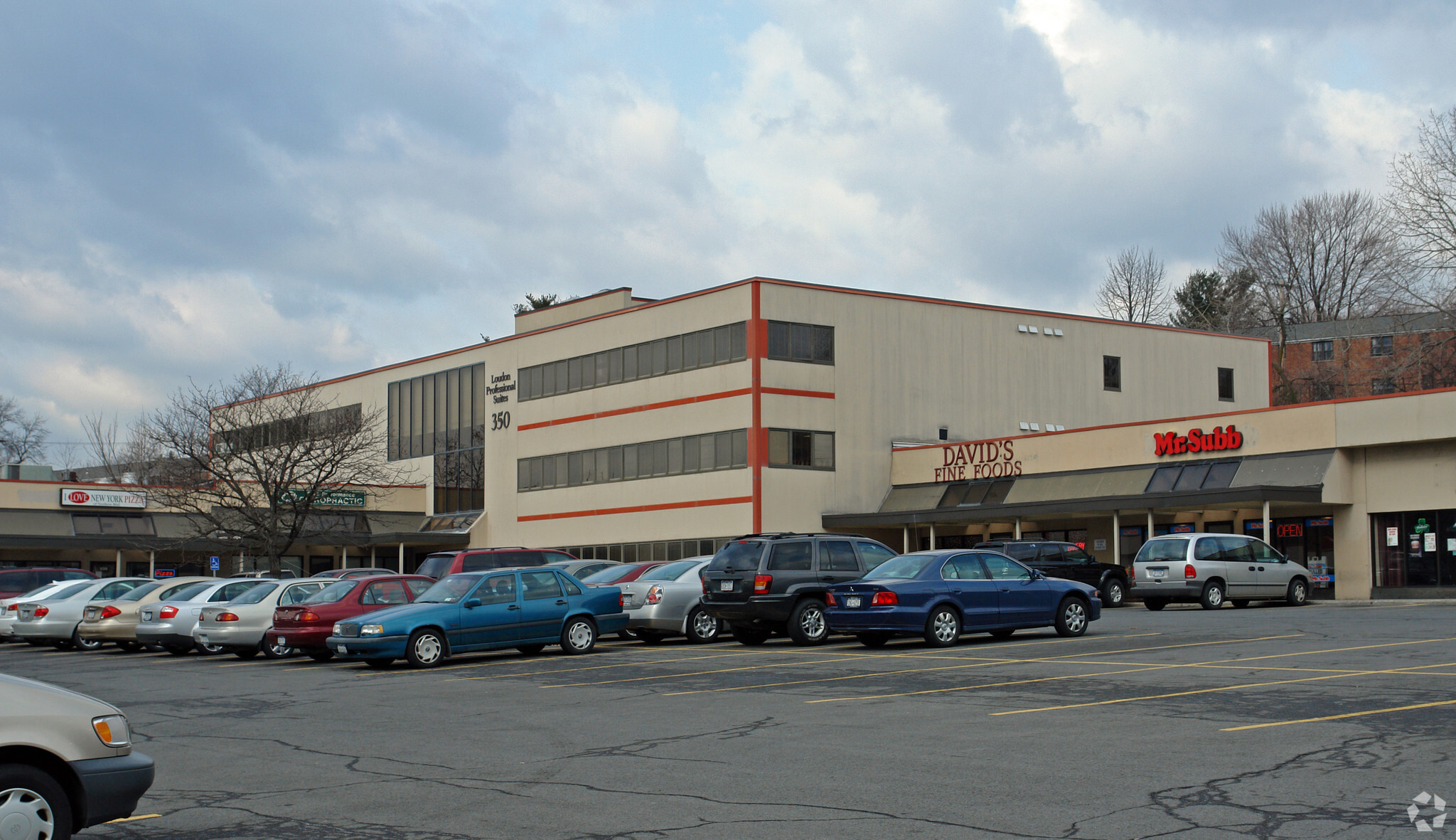 350-359 Northern Blvd, Albany, NY for rent Primary Photo- Image 1 of 12