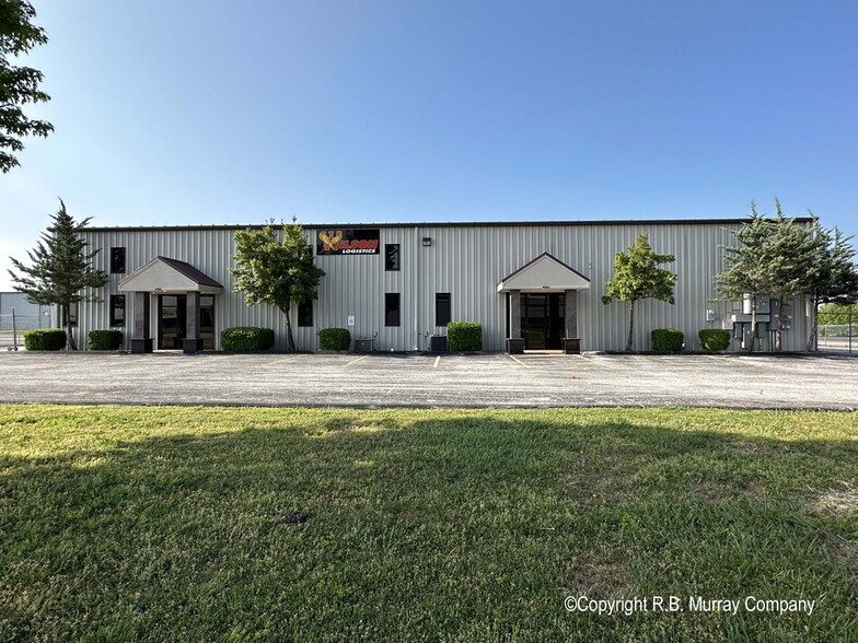 3702 E Kerr St, Springfield, MO for rent - Building Photo - Image 2 of 21