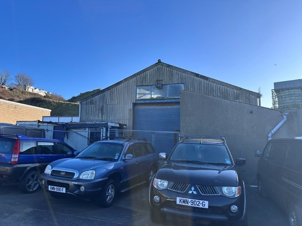 Mill Rd, Isle Of Man to rent Building Photo- Image 1 of 7