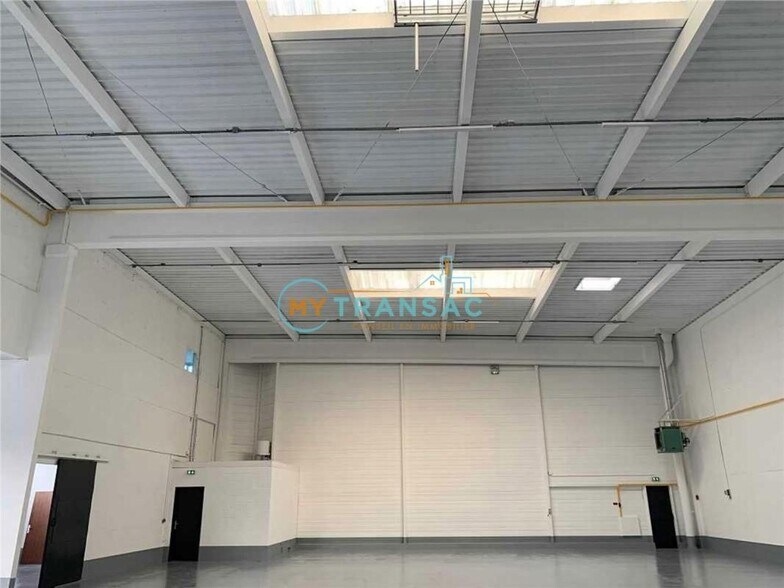 Industrial in Bonneuil-sur-Marne to rent - Interior Photo - Image 3 of 8