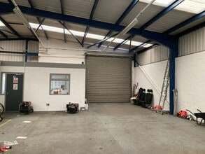 14B Orgreave Close, Sheffield to rent Interior Photo- Image 2 of 5