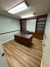 365-371 E Saint John St, Spartanburg, SC to rent Interior Photo- Image 2 of 27