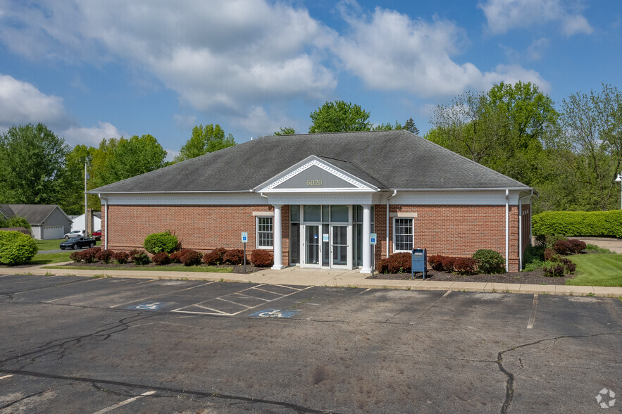 6020 Manchester Rd, Akron, OH for rent - Building Photo - Image 3 of 26