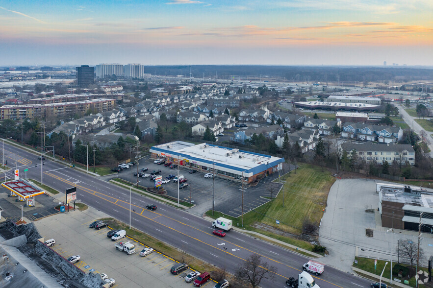 2211-2223 Algonquin Rd, Rolling Meadows, IL for rent - Aerial - Image 3 of 6