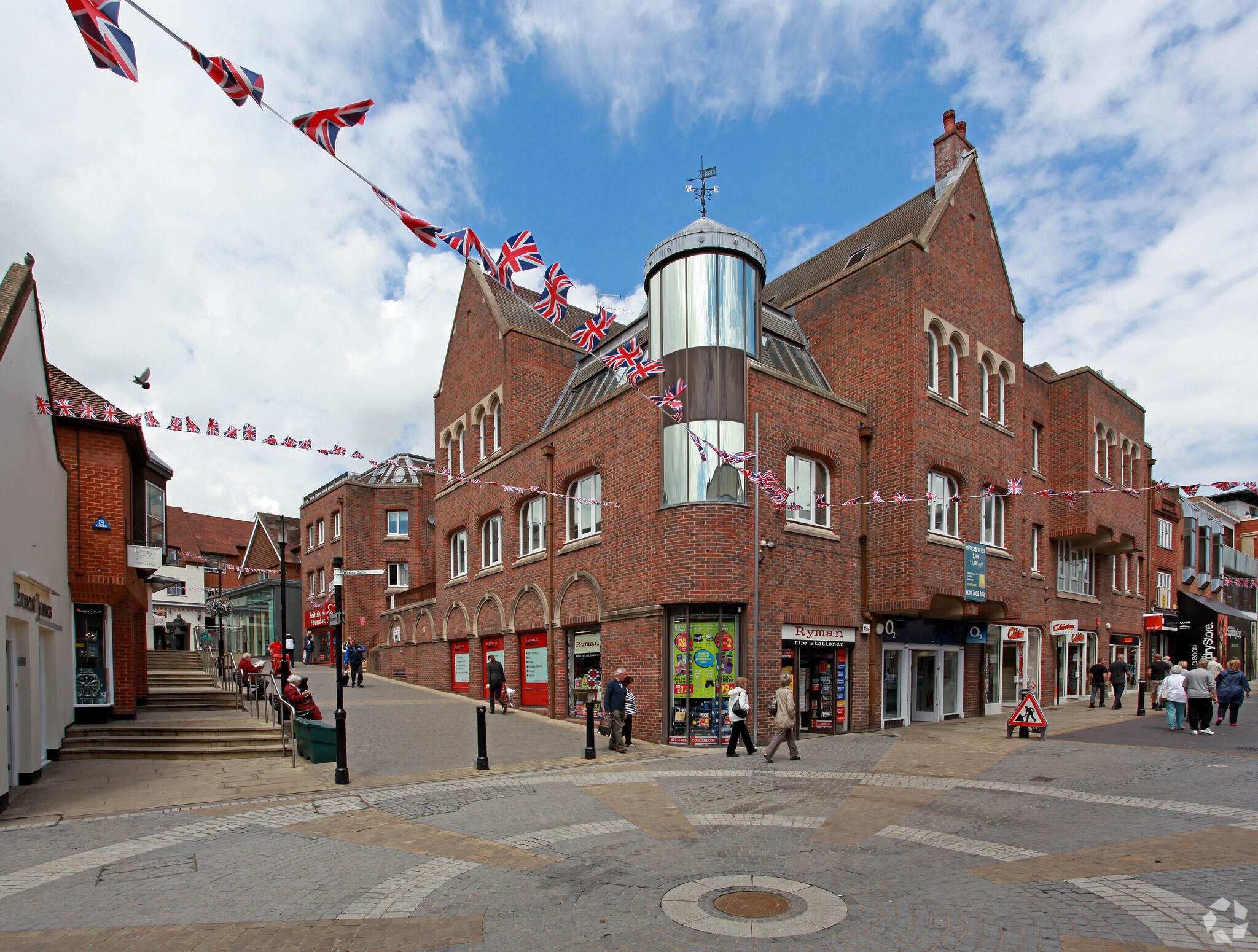 126 King Edward Ct, Windsor for sale Building Photo- Image 1 of 1