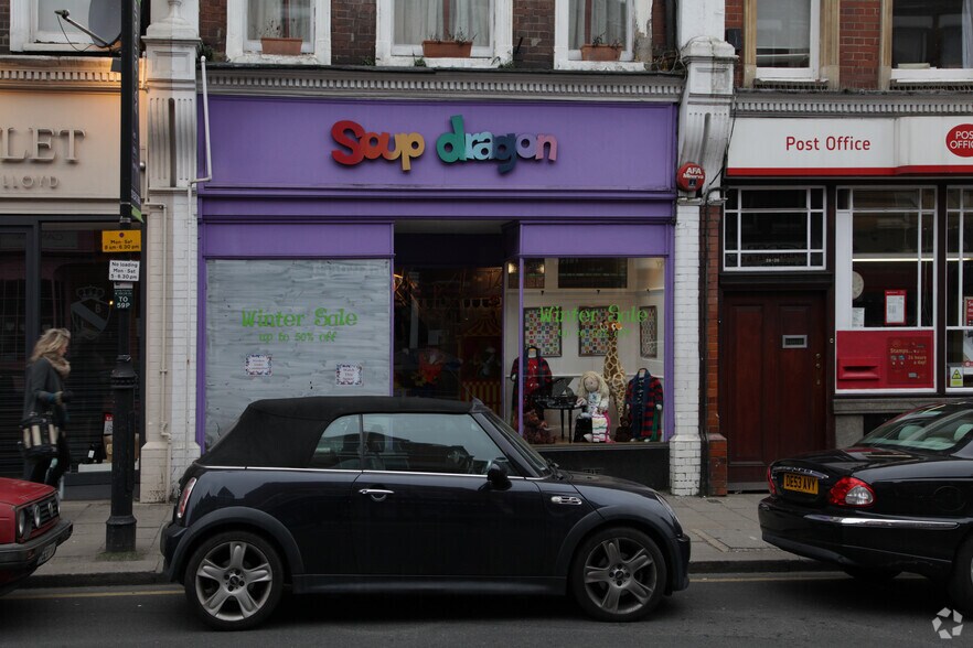 27 Topsfield Para, London for sale - Primary Photo - Image 1 of 1