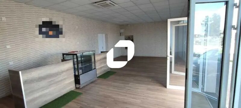 Retail in Pessac to rent - Interior Photo - Image 3 of 5