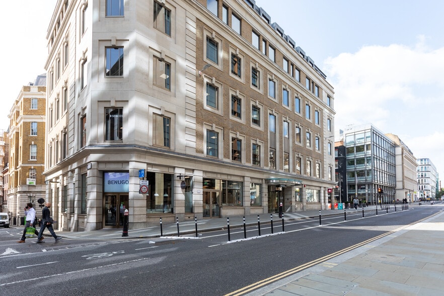 60 Cannon St, London to rent - Interior Photo - Image 1 of 10