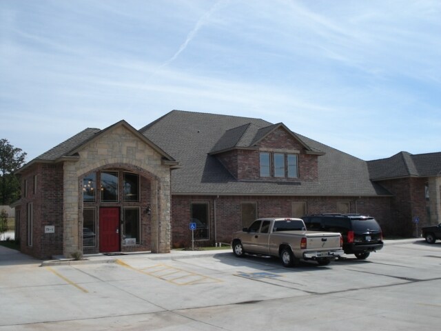 1716 S Post Rd, Midwest City, OK for sale - Building Photo - Image 2 of 3